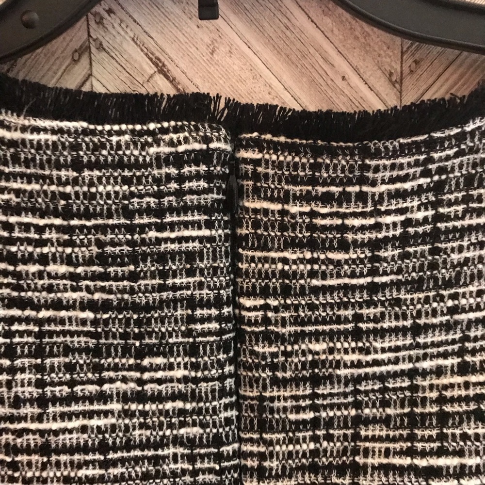 Banana Republic sleeveless boule blouse size XS - Picture 3 of 5